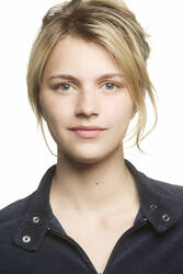 Nell Tiger Free | ScreenTies